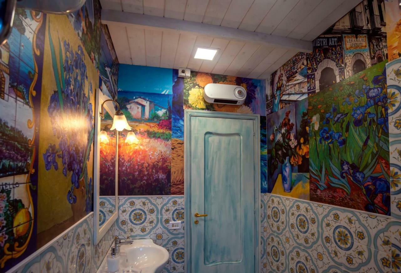 Nives Bed & Breakfast Pompei Bagian luar foto