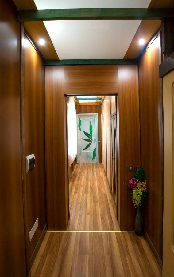 Nives Bed & Breakfast Pompei Bagian luar foto