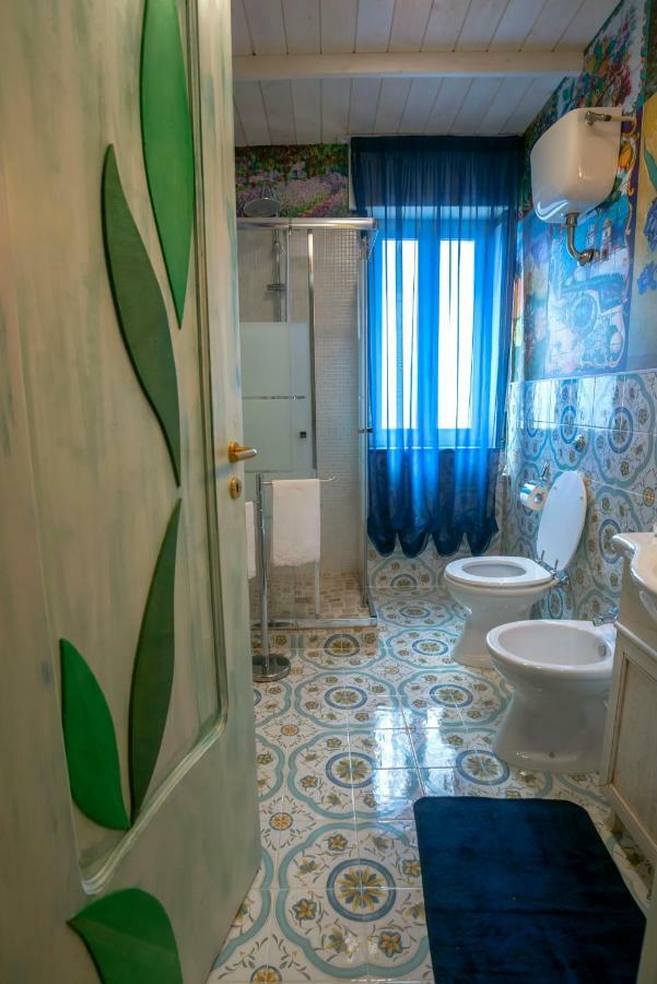 Nives Bed & Breakfast Pompei Bagian luar foto