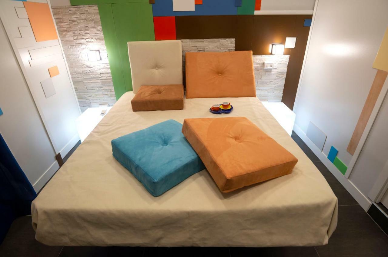 Nives Bed & Breakfast Pompei Bagian luar foto