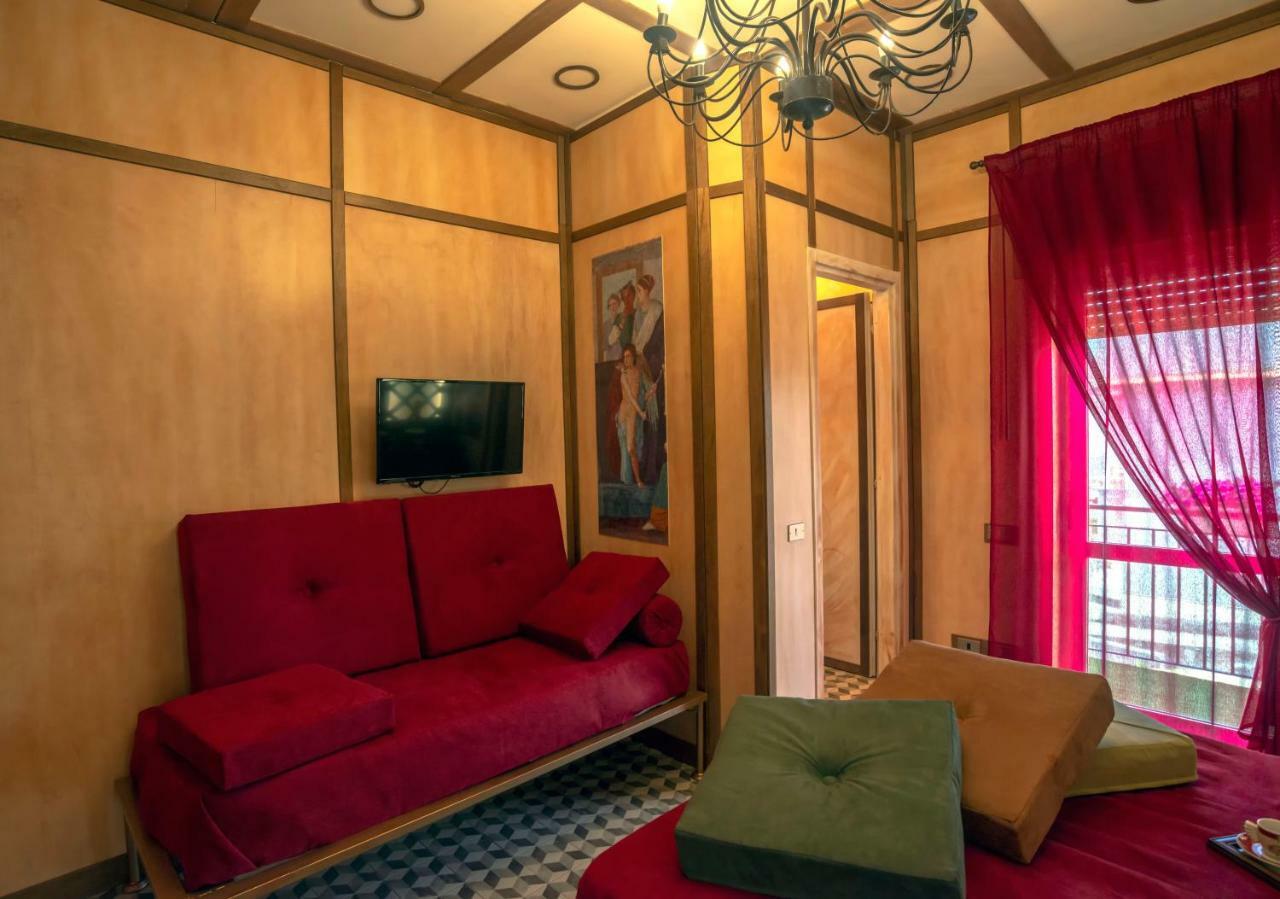 Nives Bed & Breakfast Pompei Bagian luar foto